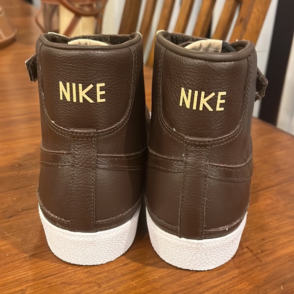 nike blazer ac high le